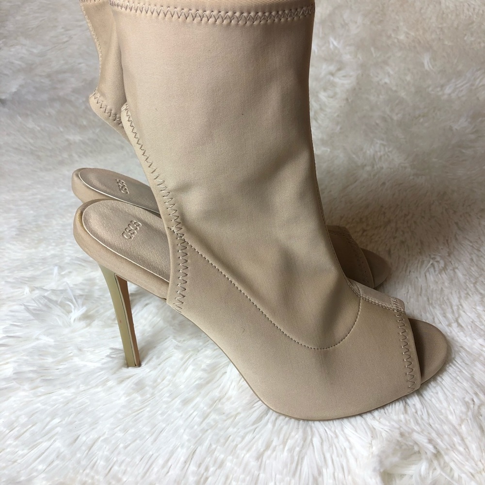 ASOS Nude Peep Toe Sock Bootie Side Zipper Size 7
